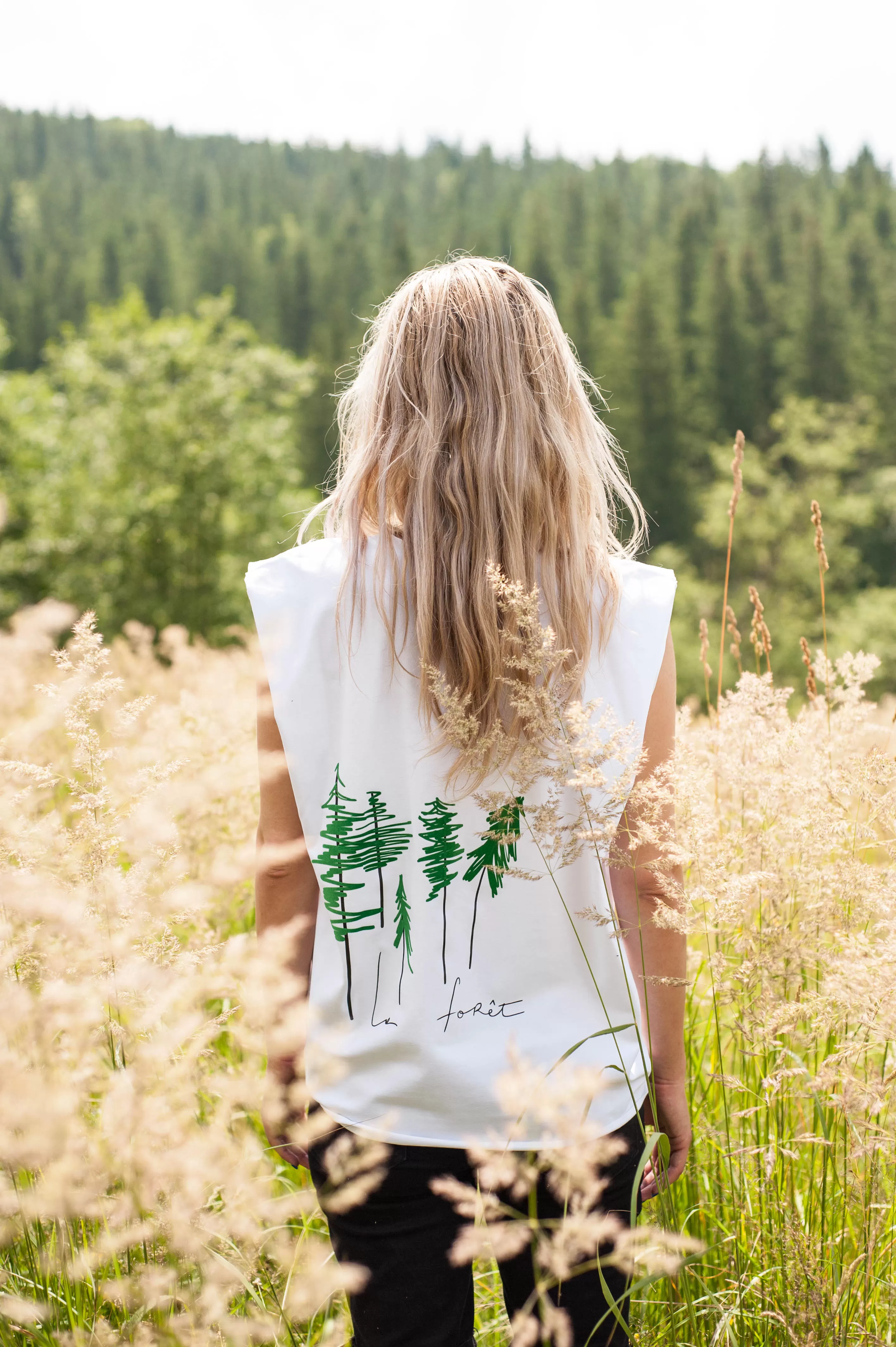 LA FORêT Sleeveless T-shirt