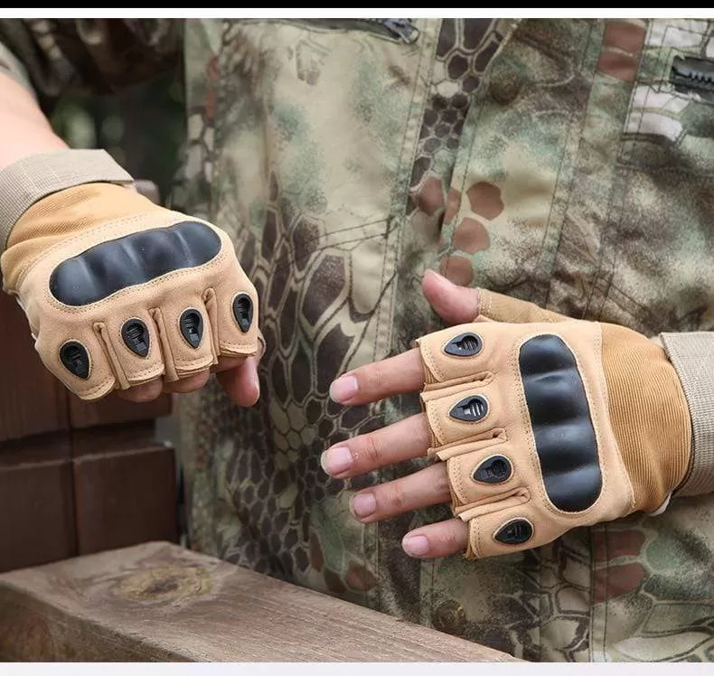 Outdoor Tactical Gloves Airsoft Sport Gloves Half Finger Type Military Men Combat Gloves Shooting Hunting Gloves