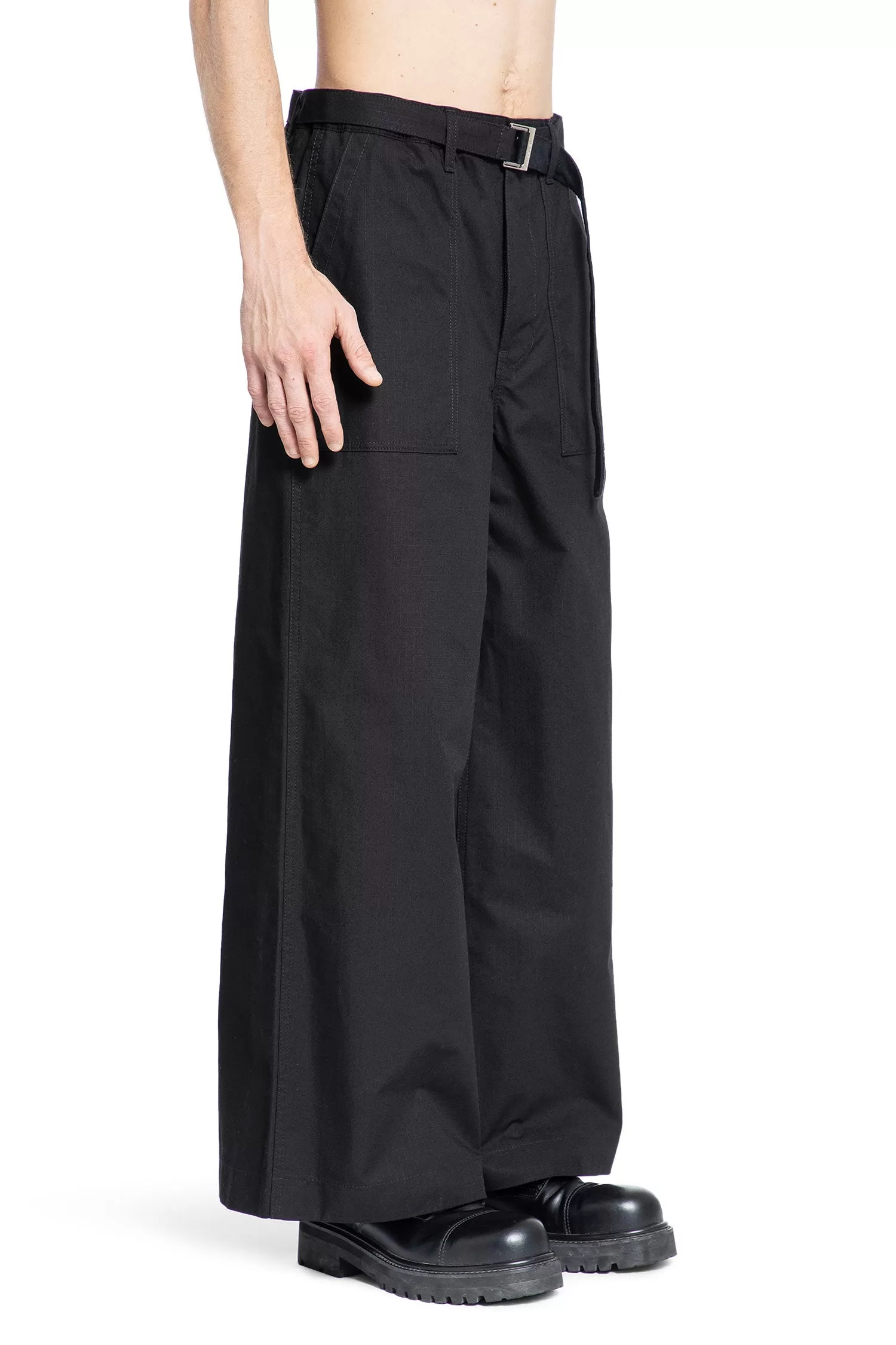 SACAI MAN BLACK TROUSERS