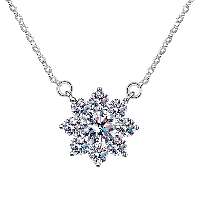 Shiny Flower Moissanite Necklace for Women & Girls - Perfect Wedding & Bridal Jewelry (1.0 Carat)