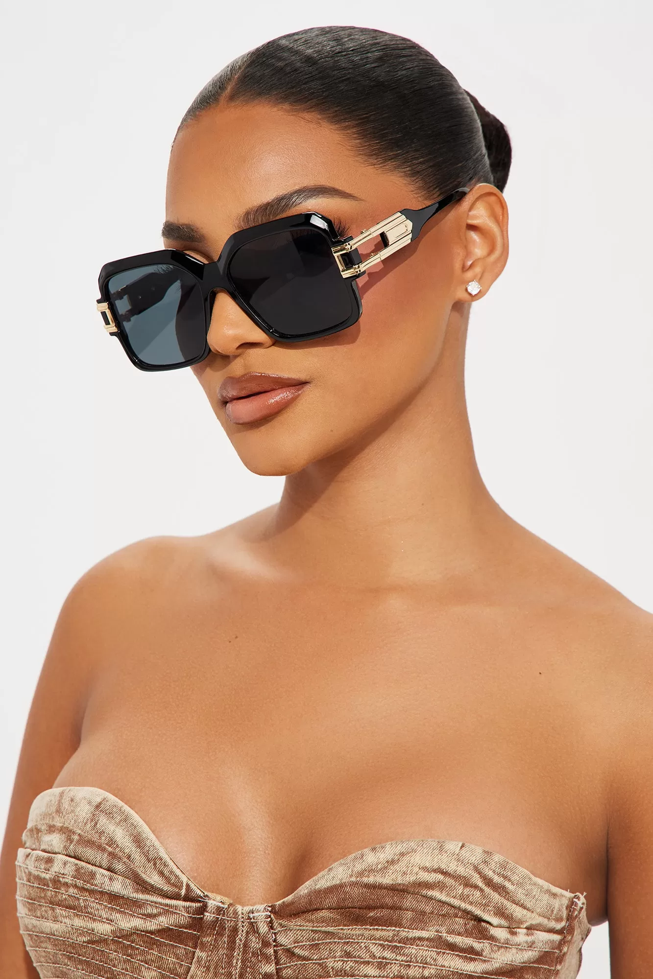 Take Me To The Feeling Sunglasses - Black