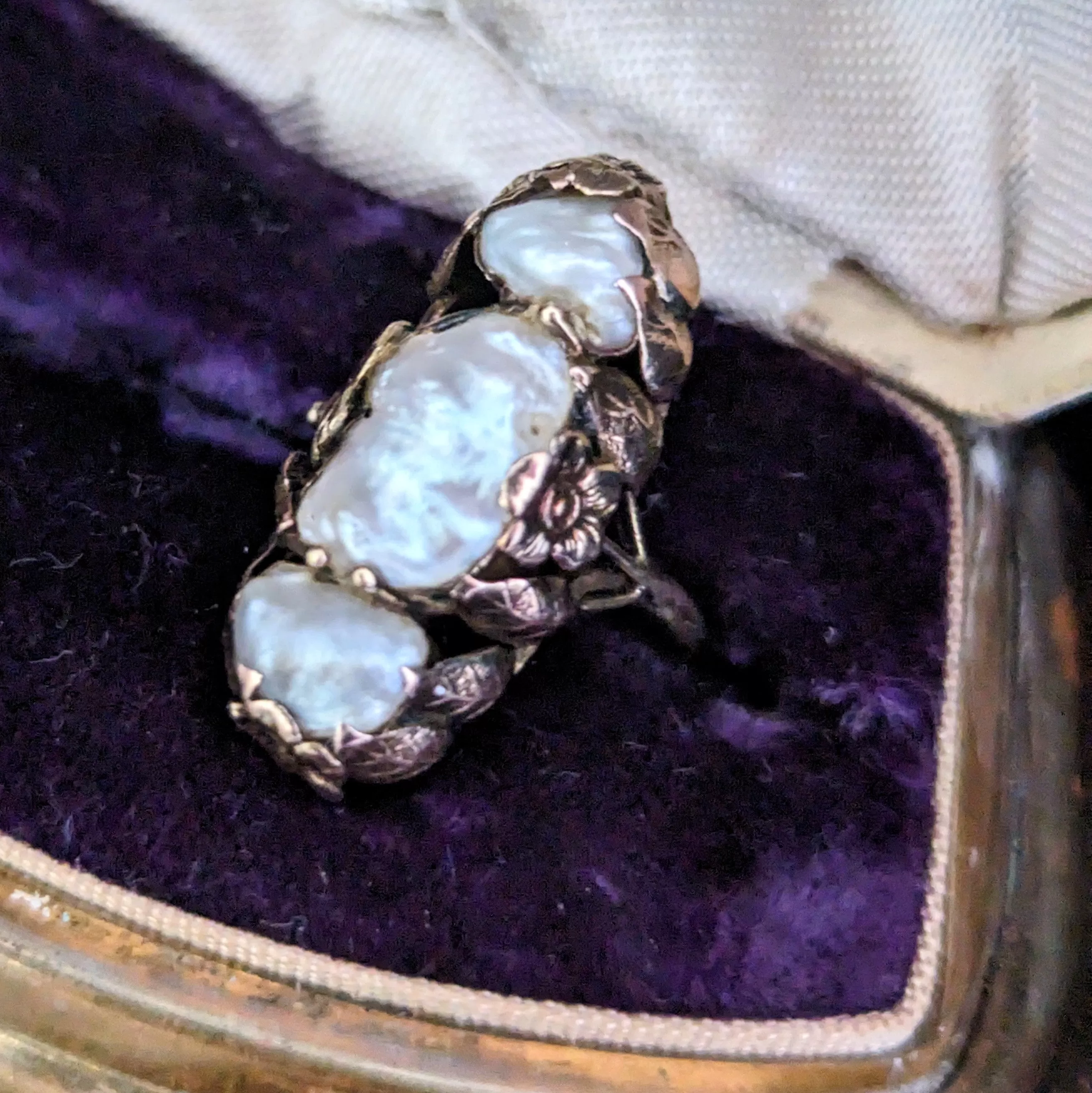 The Nitro - Art Nouveau Baroque Pearl 14k Gold Cocktail Ring